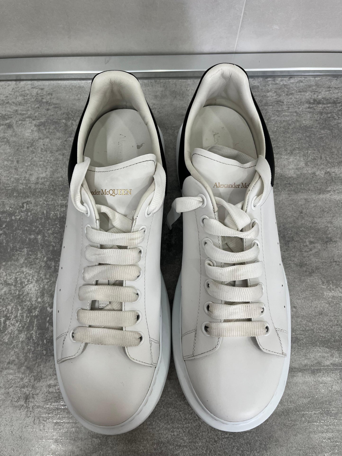 Alexander McQueen-Size 45-Condizioni 9/10
