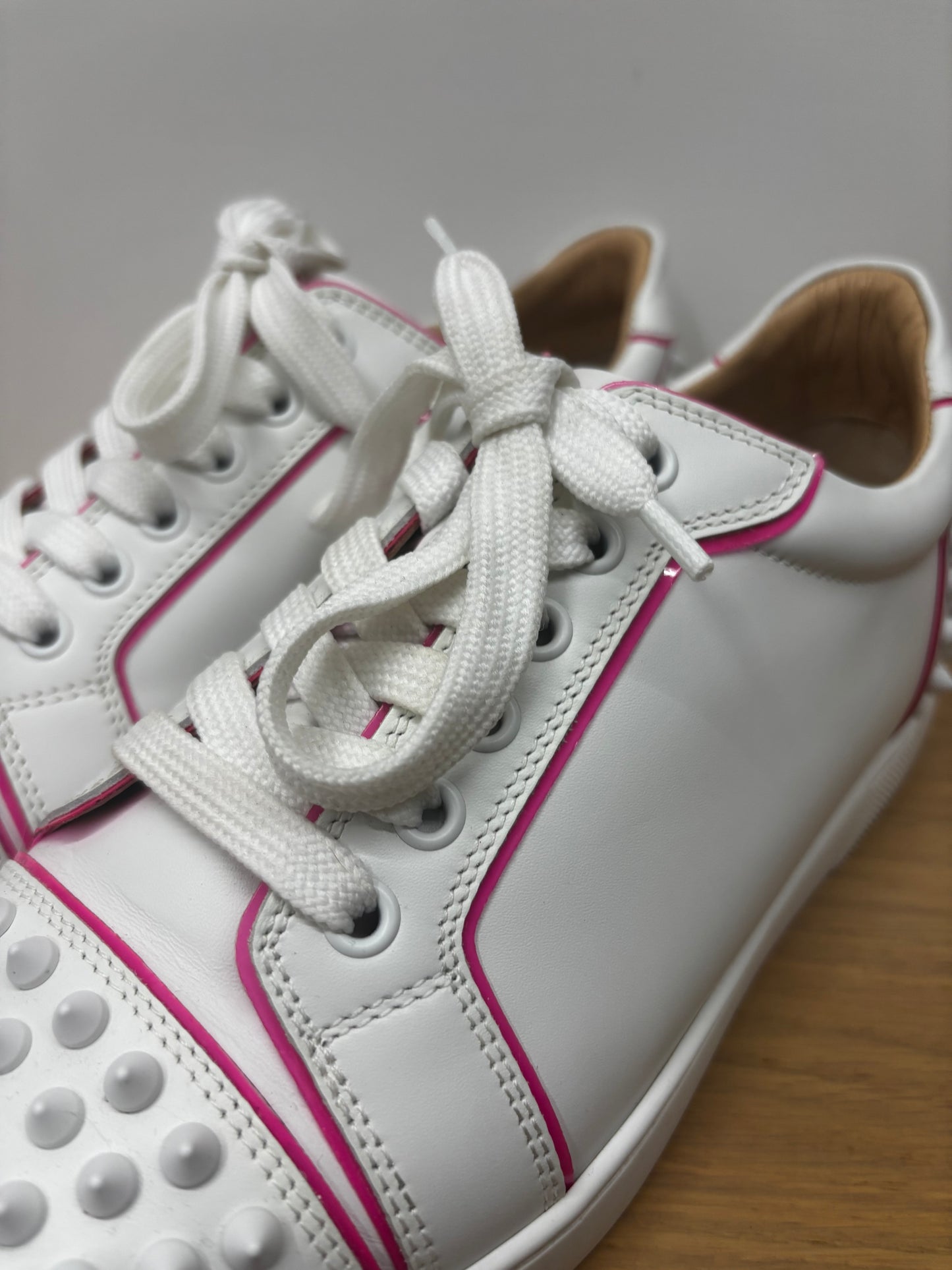 Louboutin low-Size 38,5-Condizioni 8,5/10