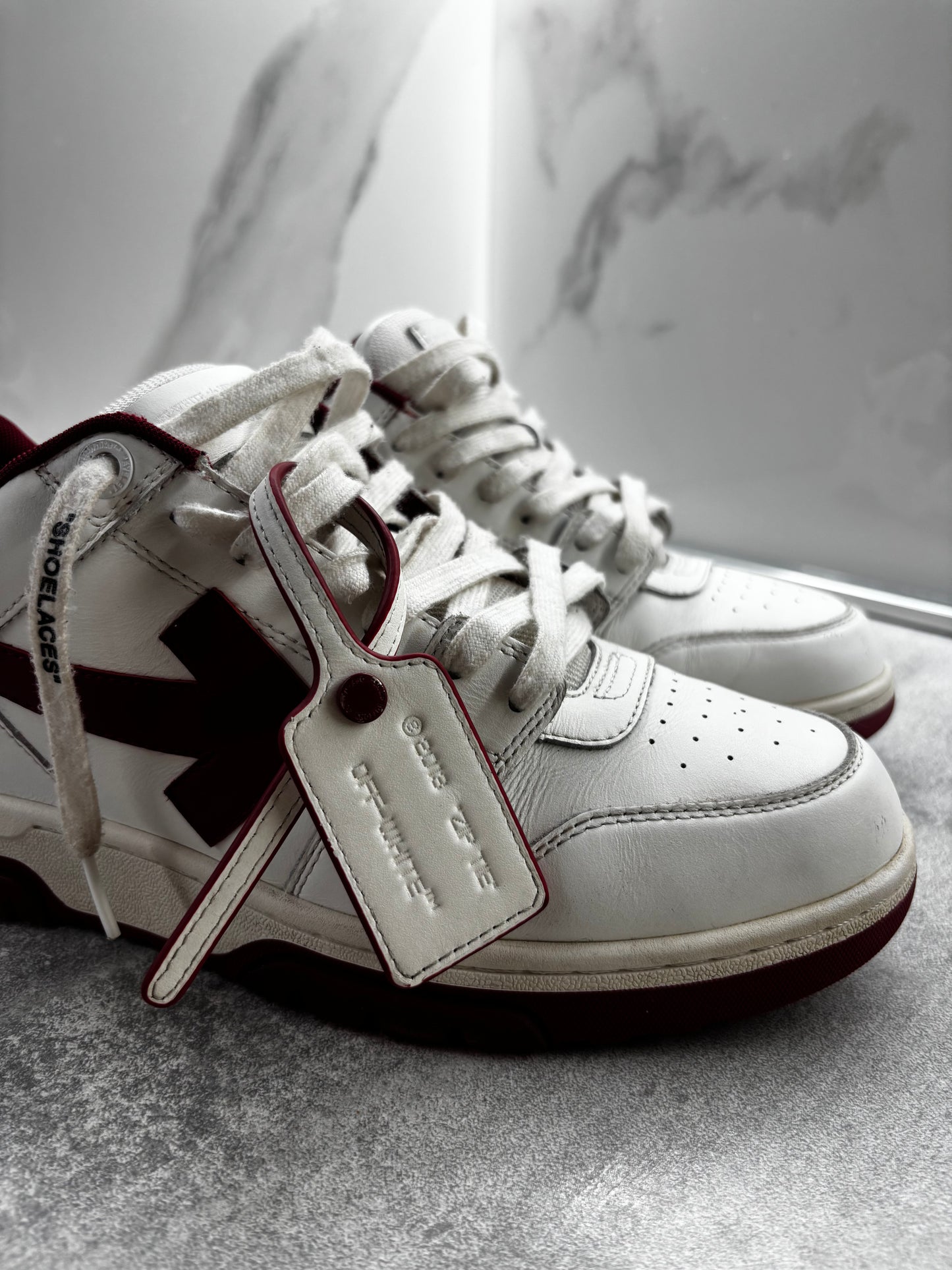 Off-White ‘’OOO’’- Size 43-Condizioni 8,5/10