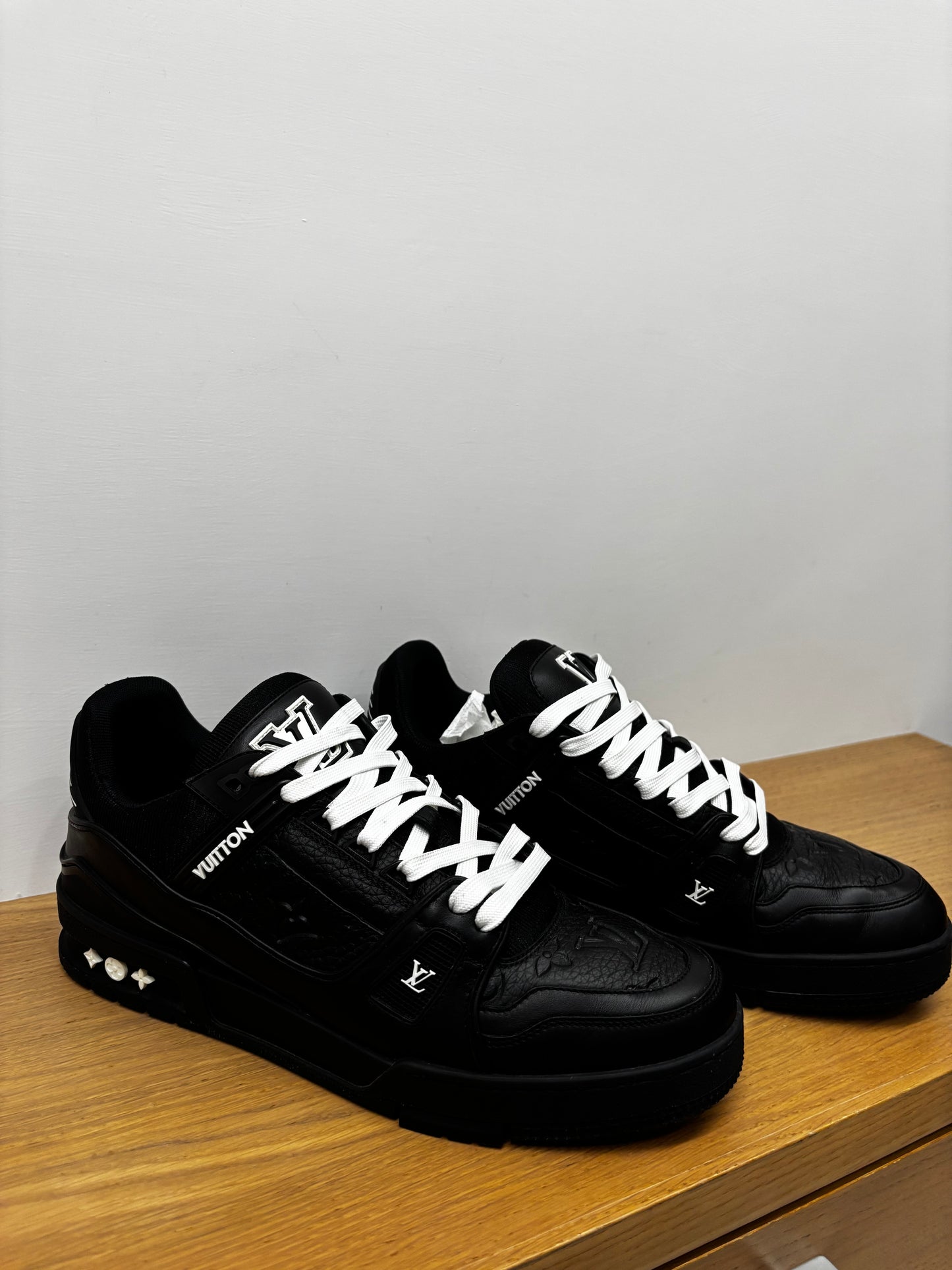 LV trainer-Size 8UK(42,5 EU)-Condizioni 9,5/10