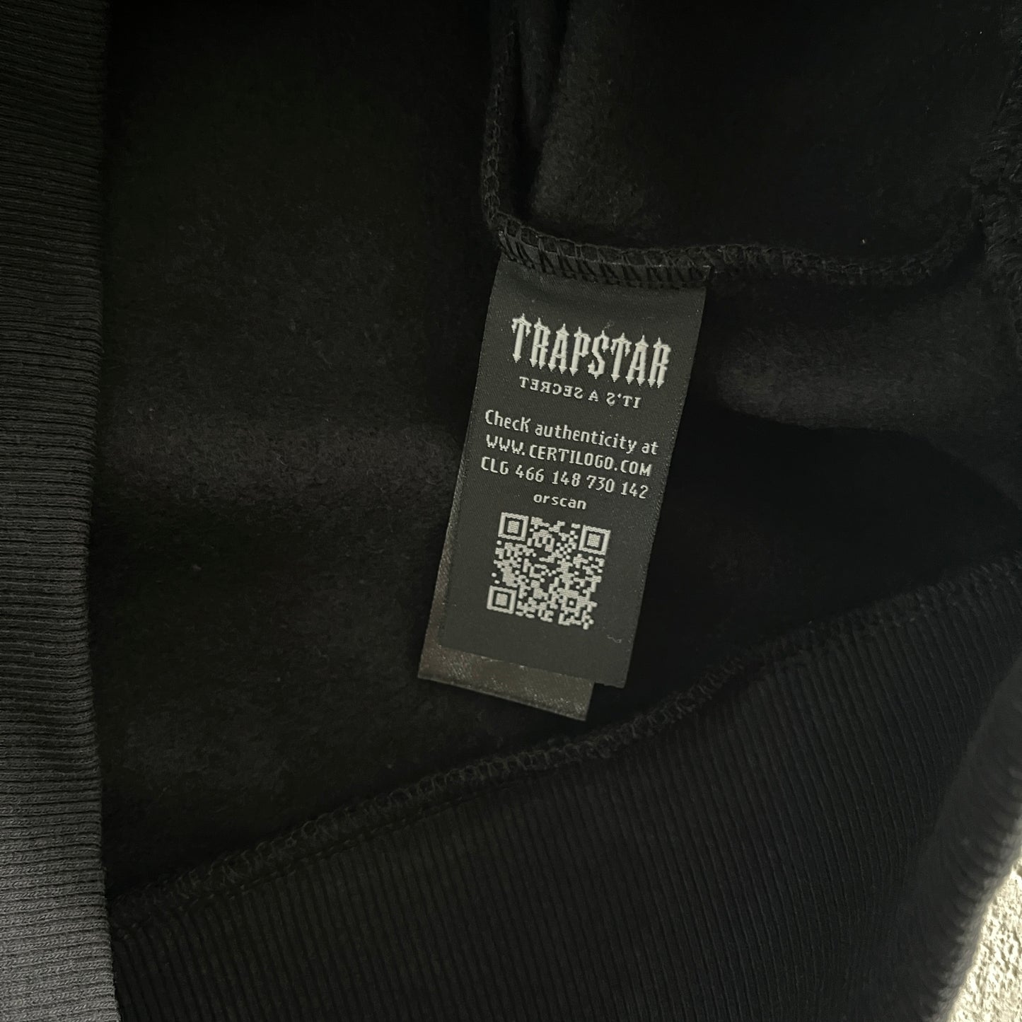 Trapstar raimbow tracksuit - CopDripStar