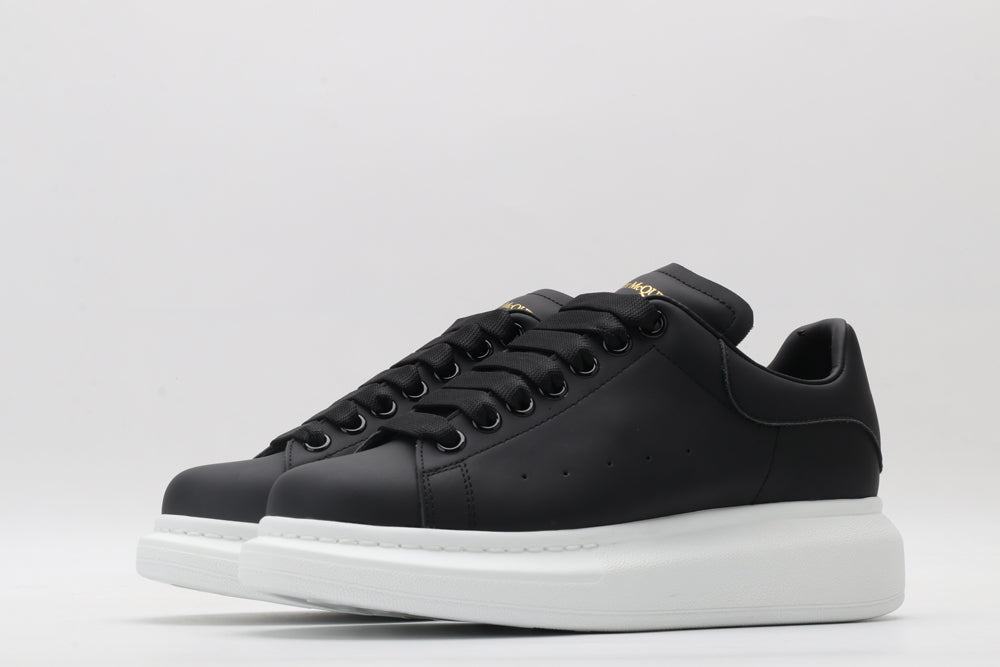 MCQ classic black