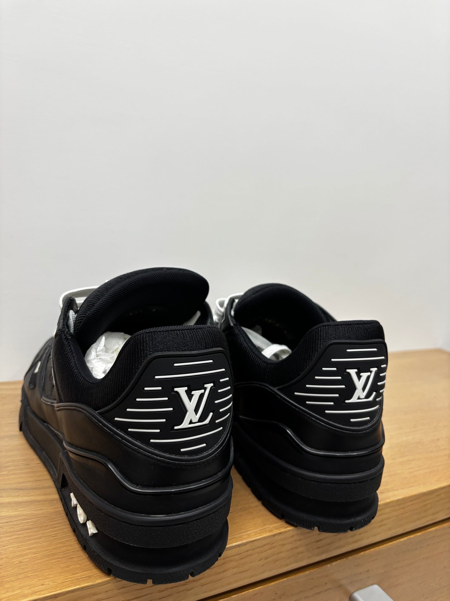 LV trainer-Size 8UK(42,5 EU)-Condizioni 9,5/10