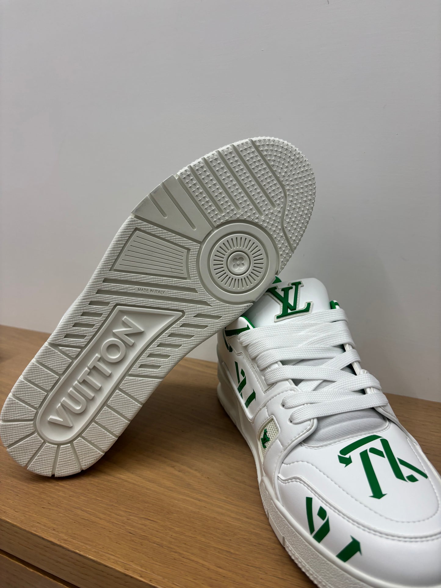 LV trainer-Size 9UK-Condizioni 10/10