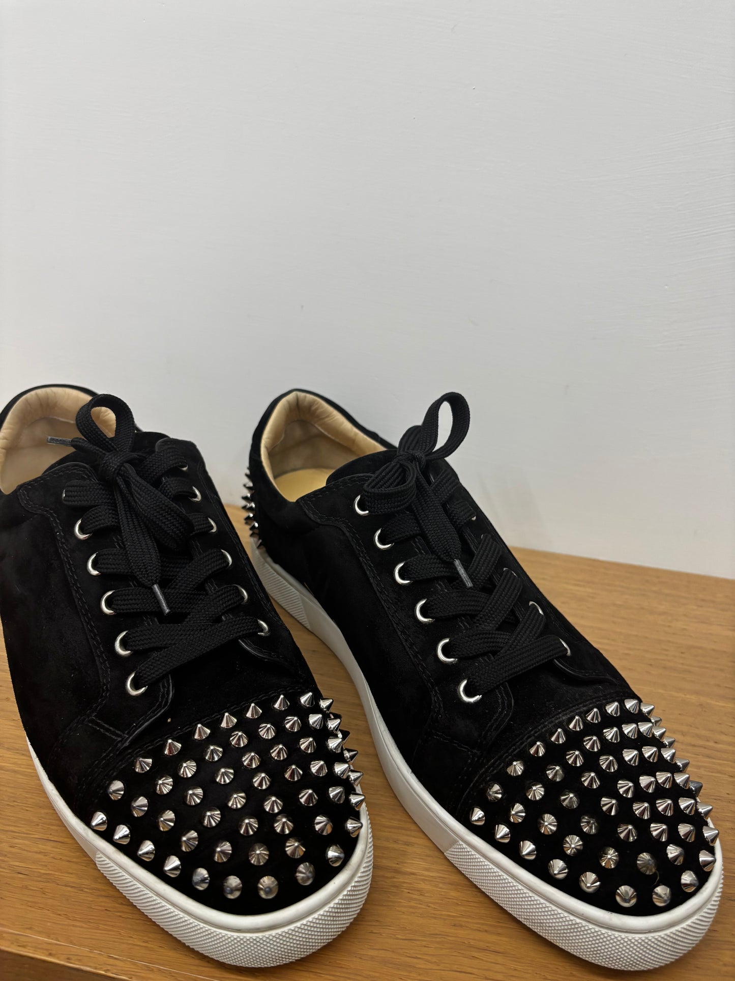 Louboutin low-Size 42,5-Condizioni 9/10