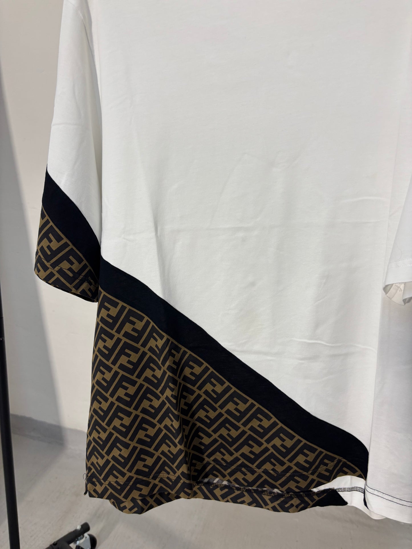 T-Shirt Fendi-Size XL-Condizioni 9/10