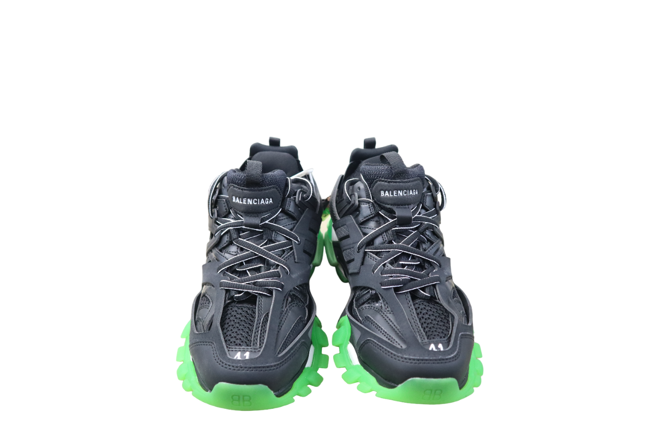 Track black/green