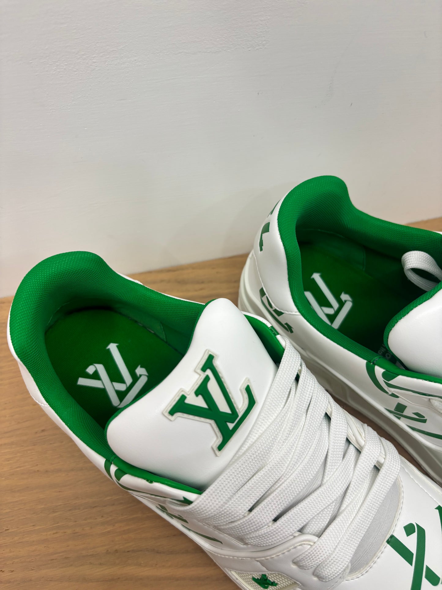 LV trainer-Size 9UK-Condizioni 10/10