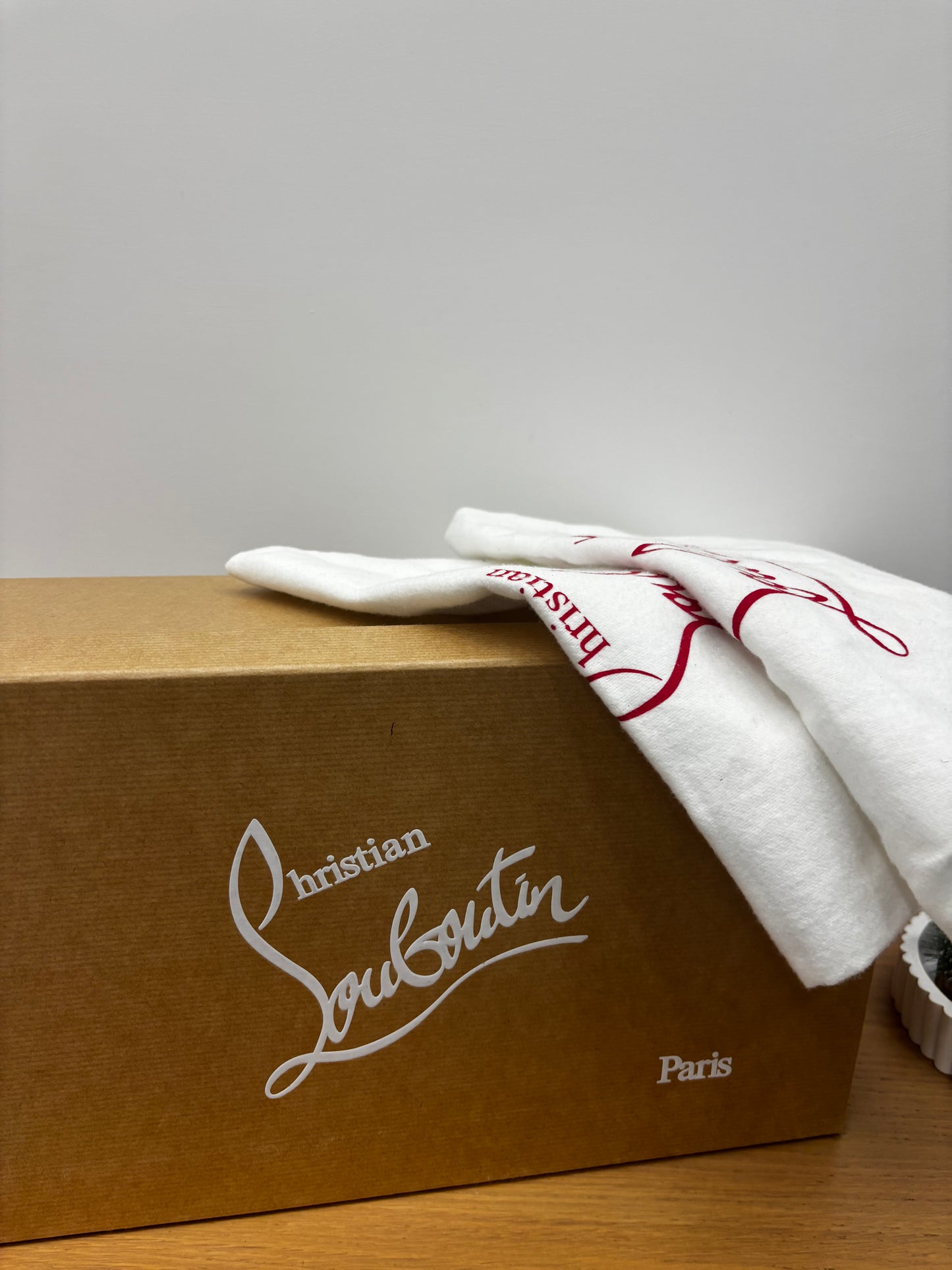 Louboutin low-Size 42,5-Condizioni 9/10