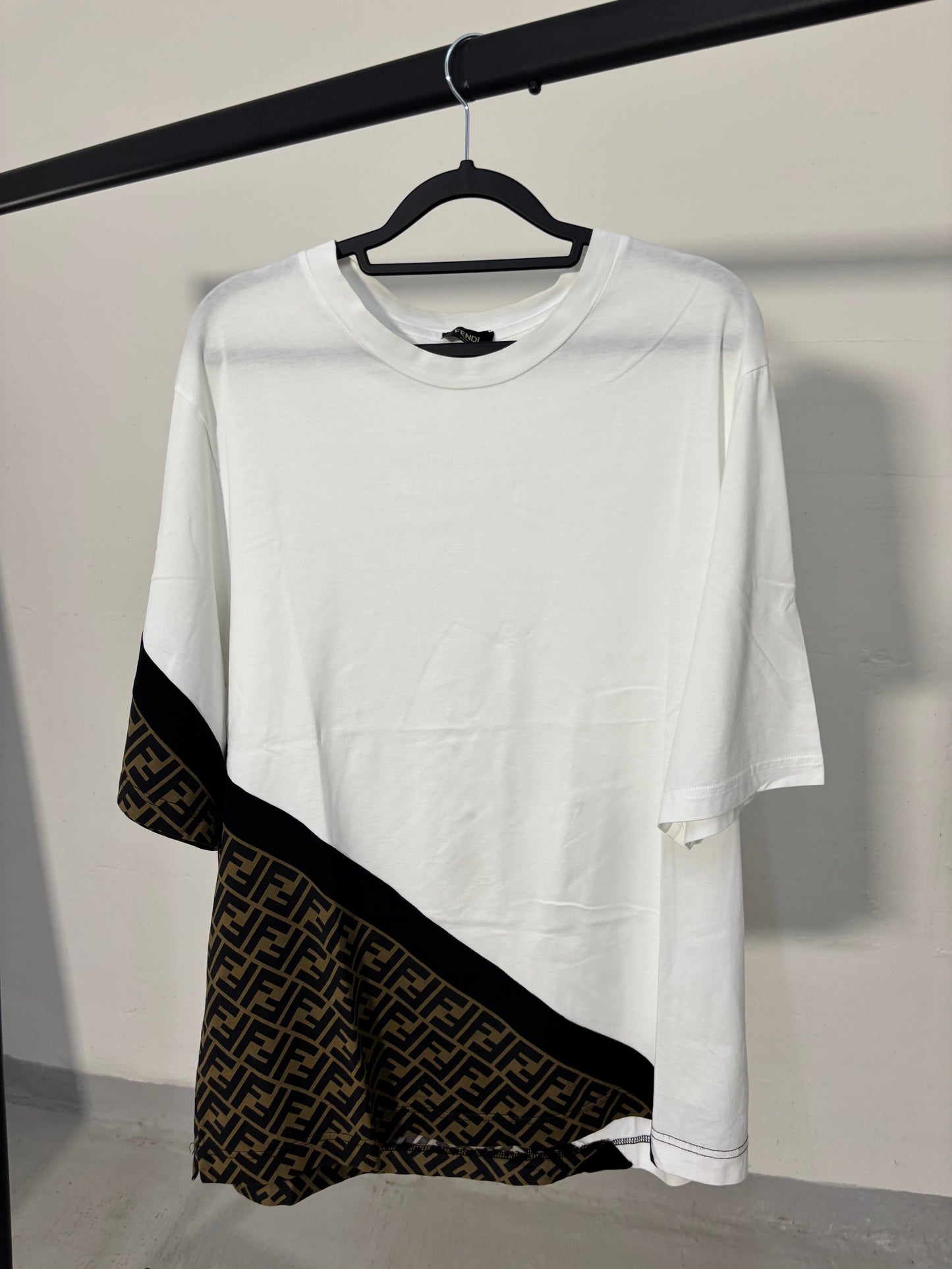 T-Shirt Fendi-Size XL-Condizioni 9/10