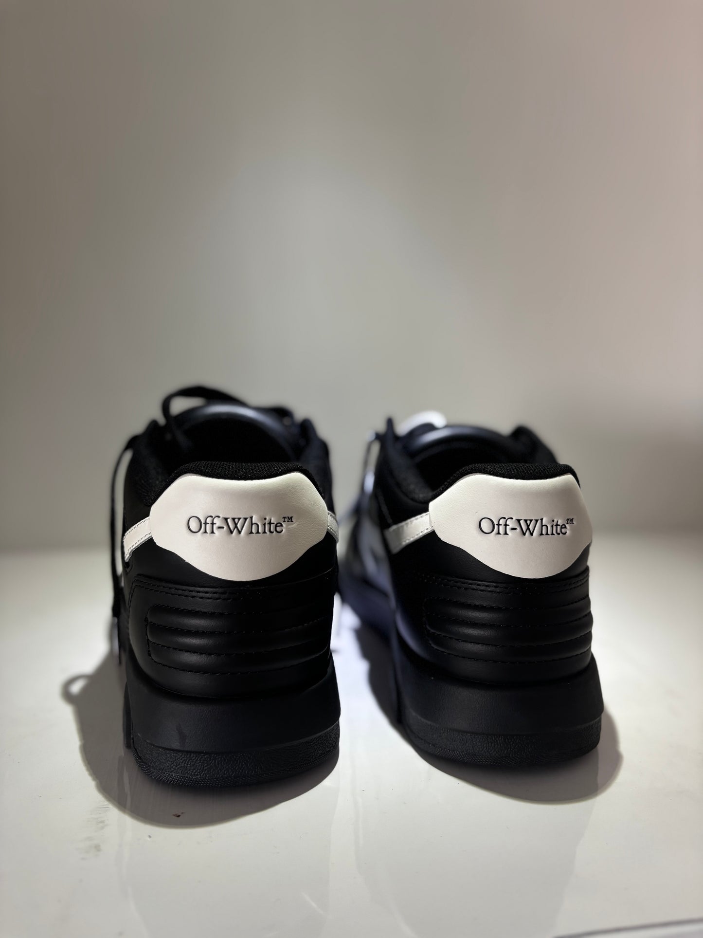 Off-White ‘’OOO’’-Size 41-Condizioni 10/10