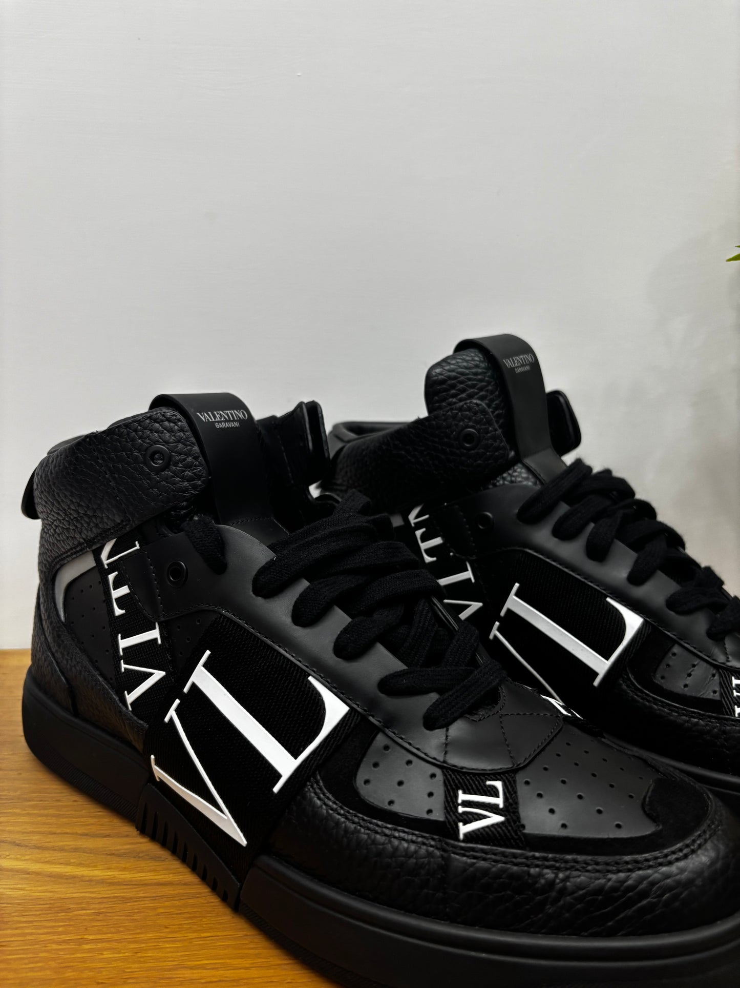 Valentino High-Size 45-Condizioni 10/10