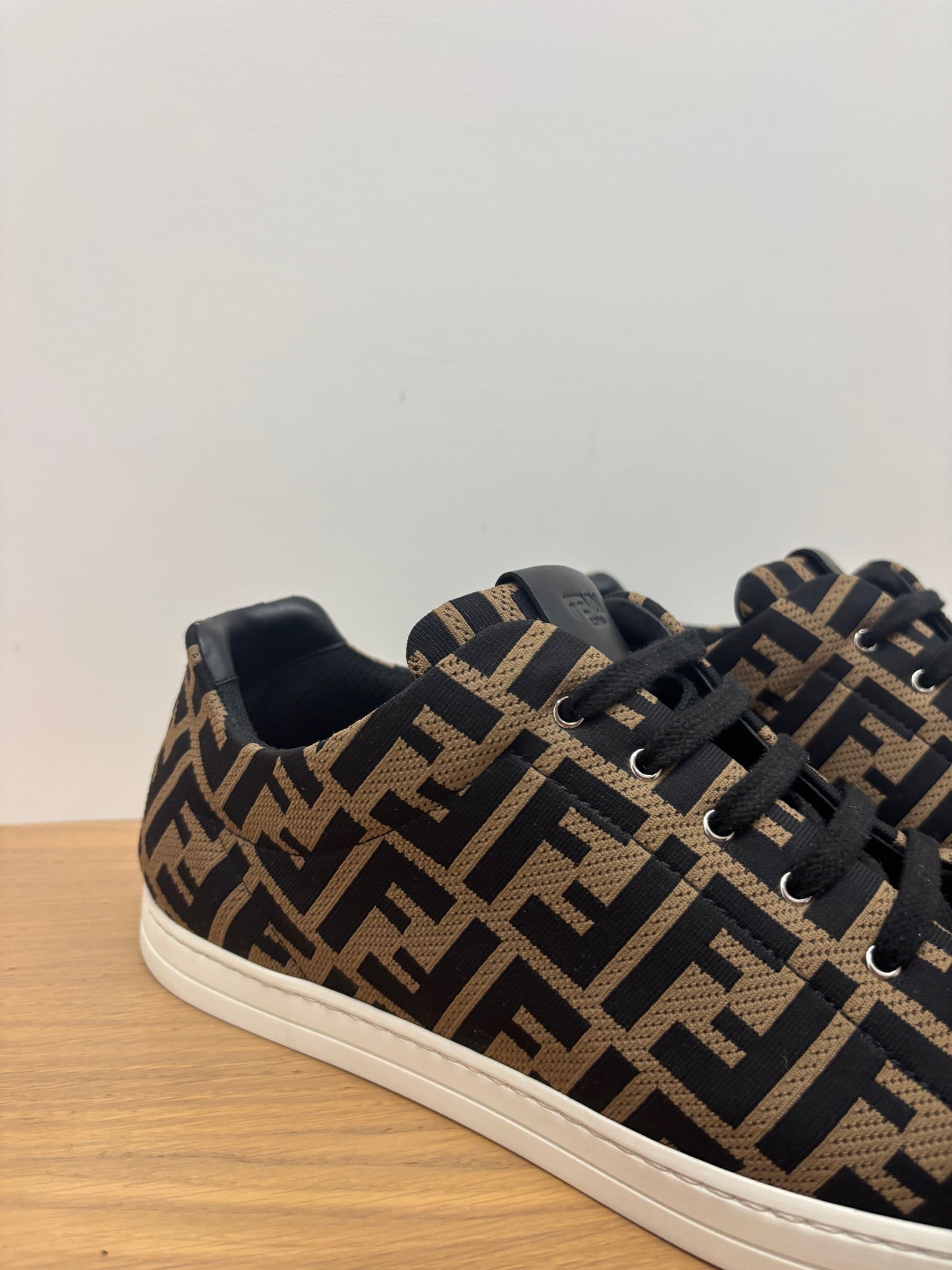 Sneakers Fendi-Size 7(41IT)-Condizioni 8/10