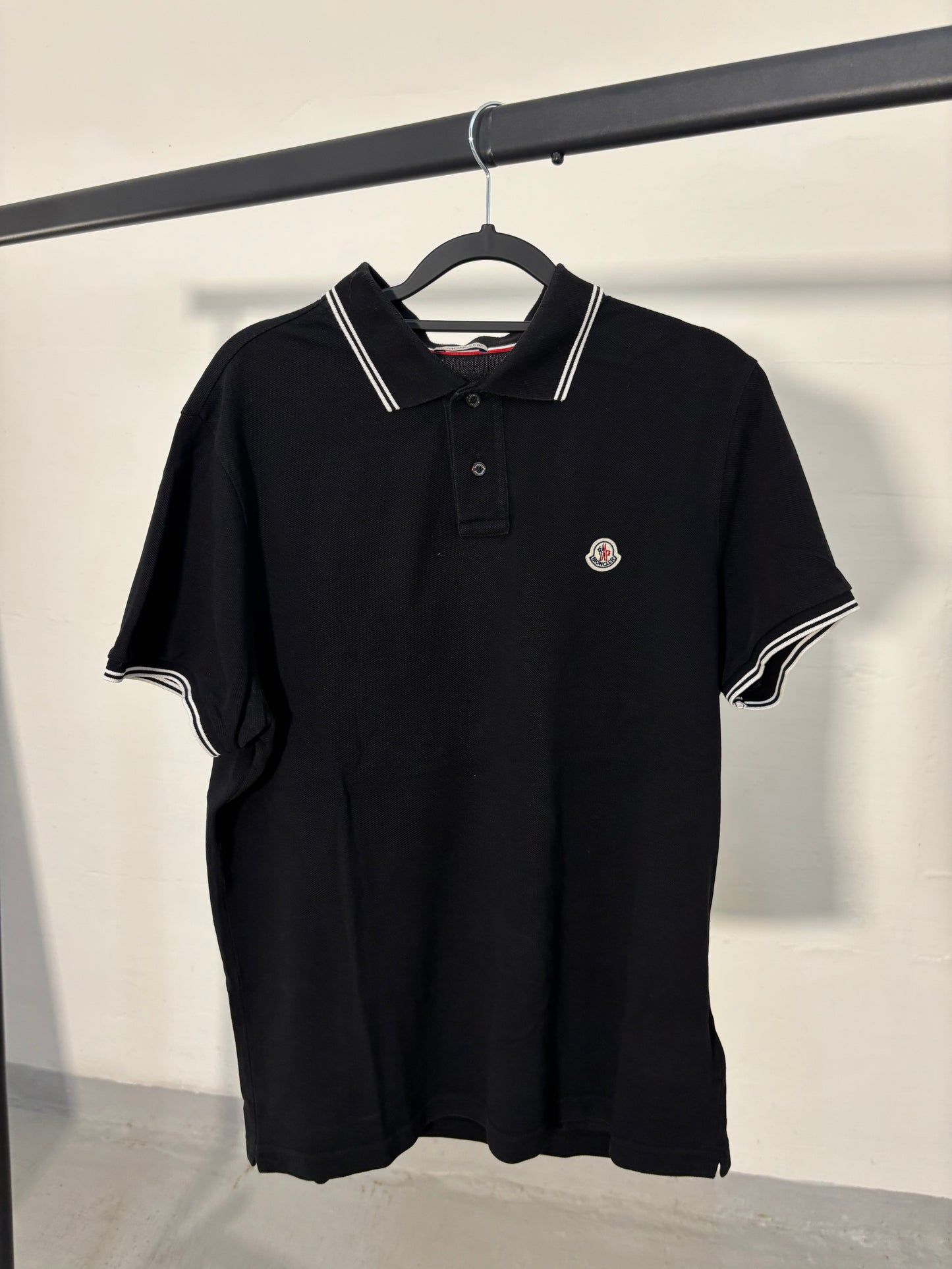 Polo Moncler-Size L-Condizioni 8/10