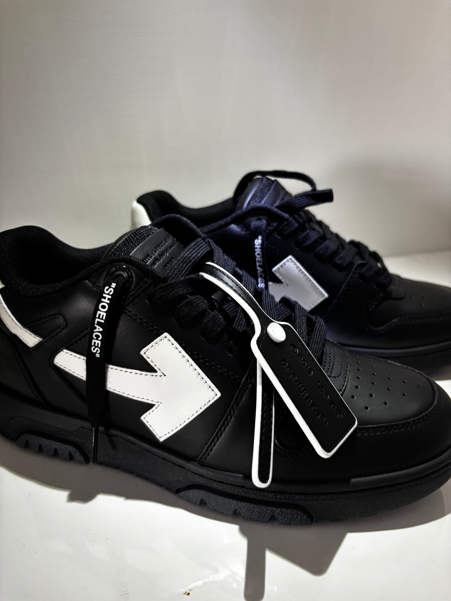 Off-White ‘’OOO’’-Size 41-Condizioni 10/10