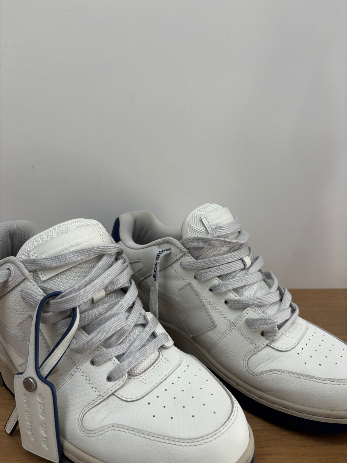Off-White-Size 43-Condizioni 9/10