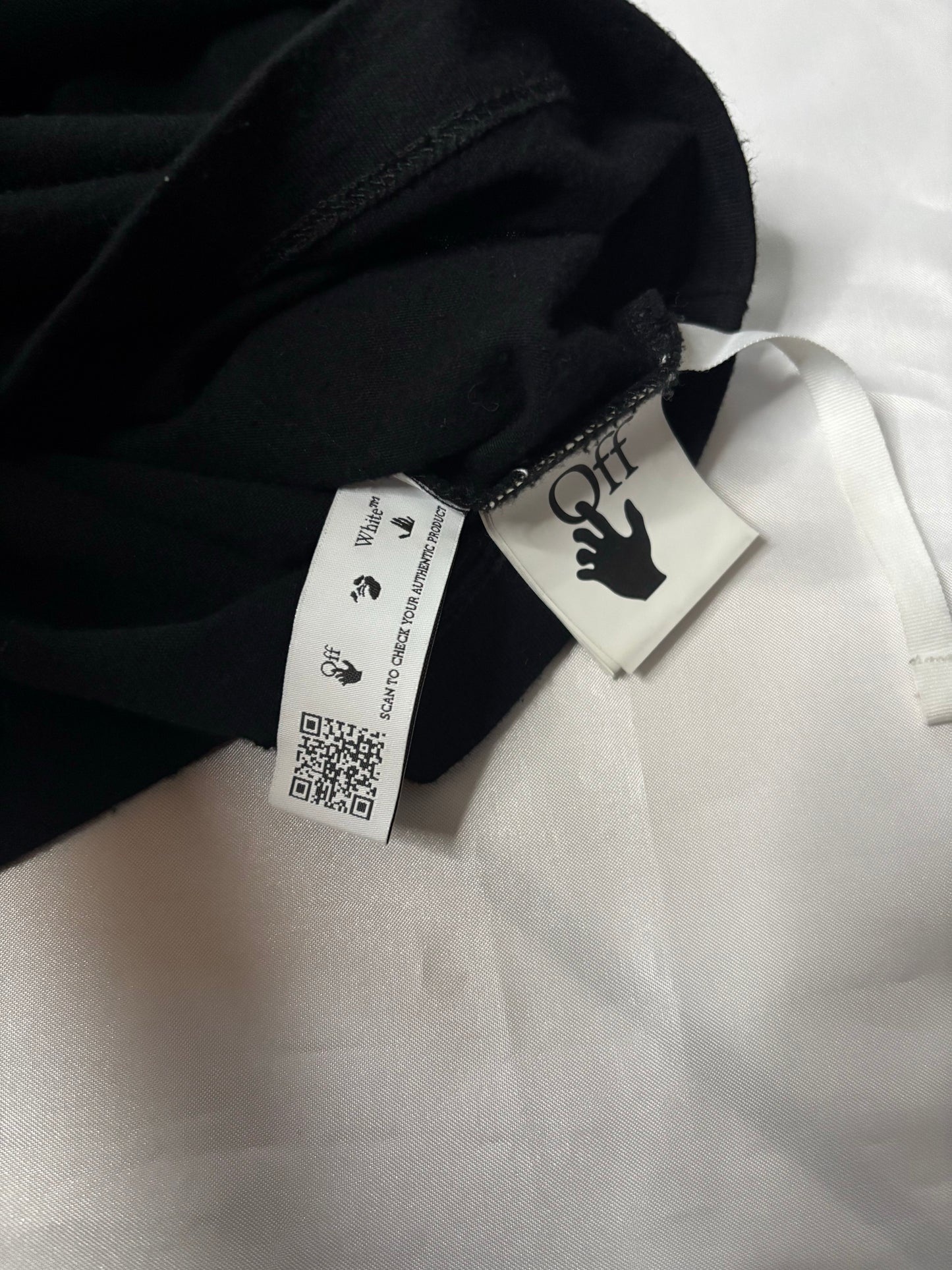 Longsleeve Off-White-Size L-Condizioni 8,5/10