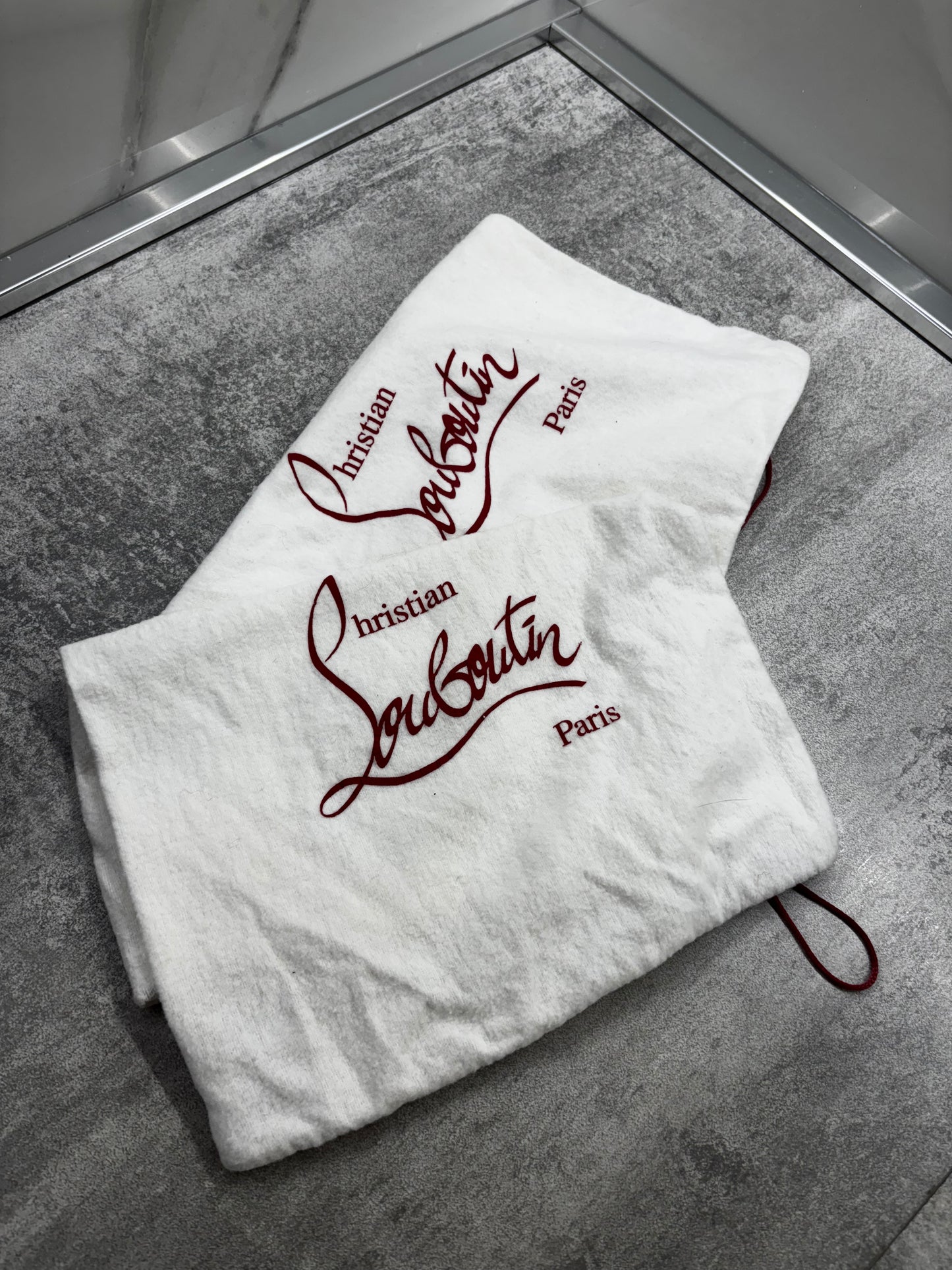 Louboutin High-Size 43-Condizioni 9/10