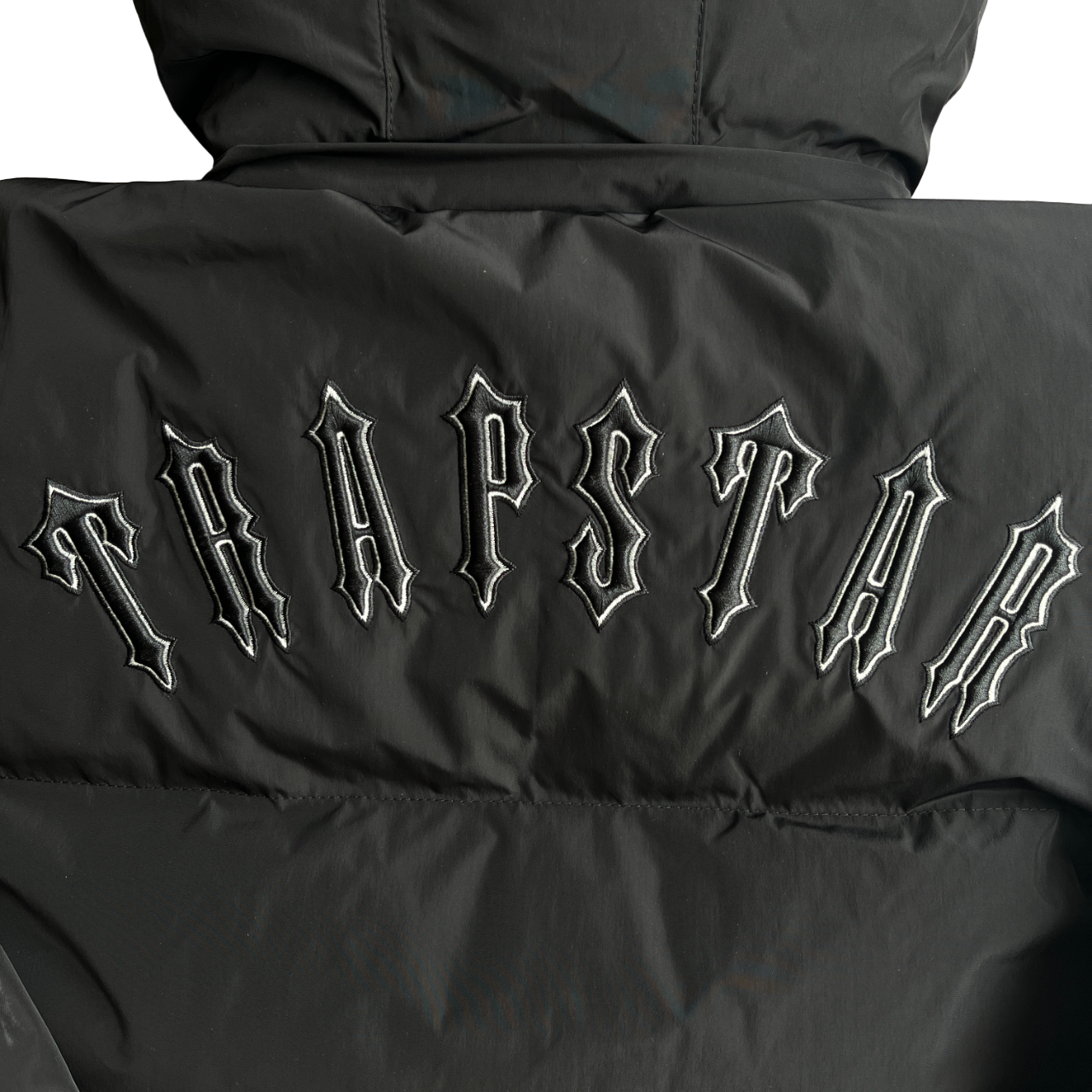 Trapstar womens detachable hooded puffer jacket