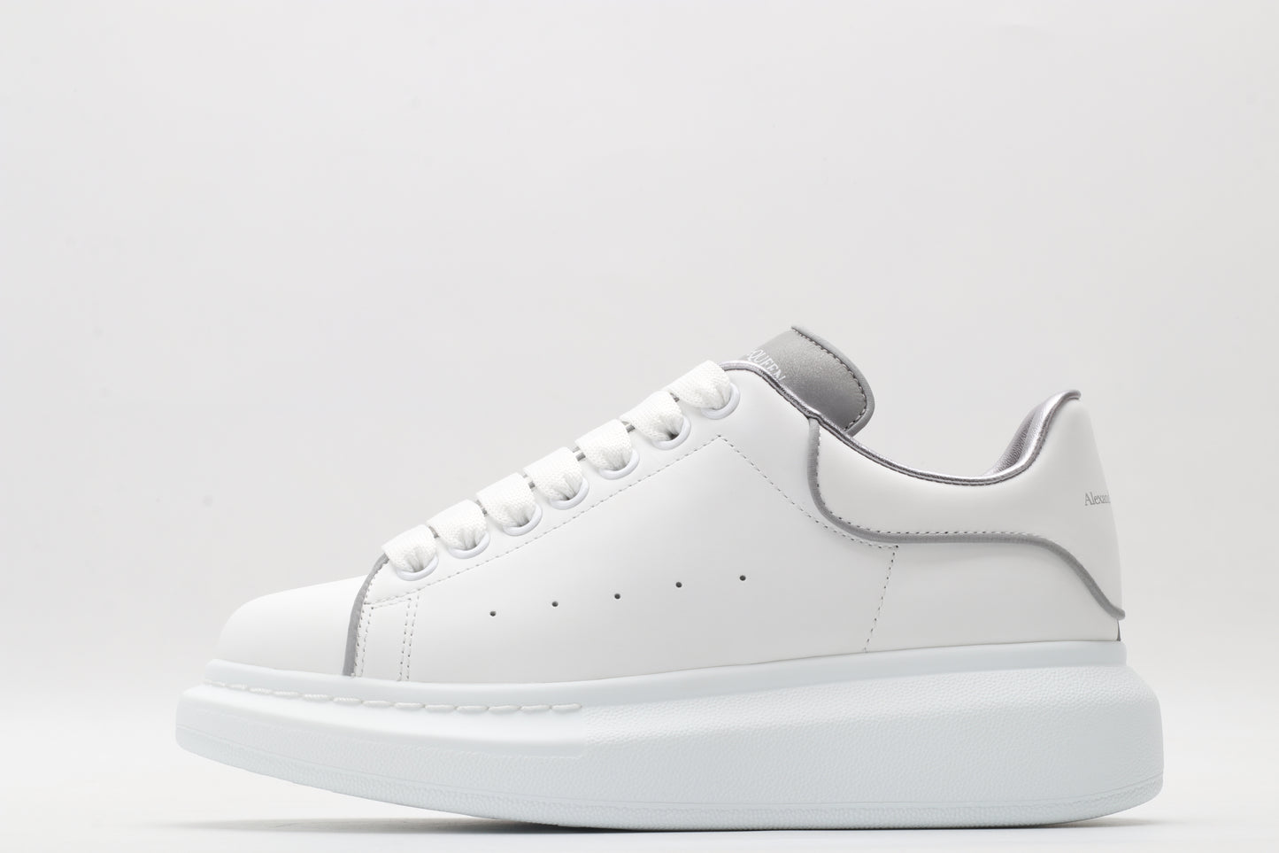 MCQ white iron