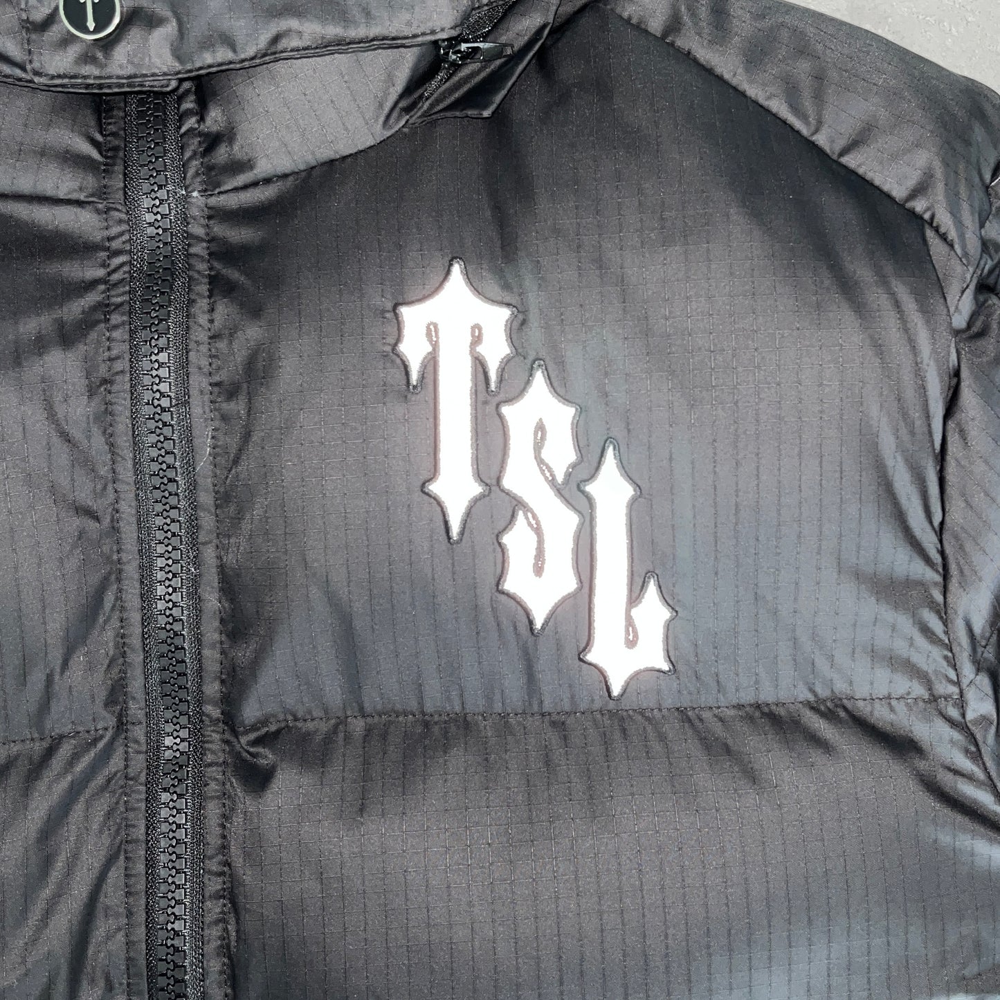 Trapstar puffer reflective logo - CopDripStar