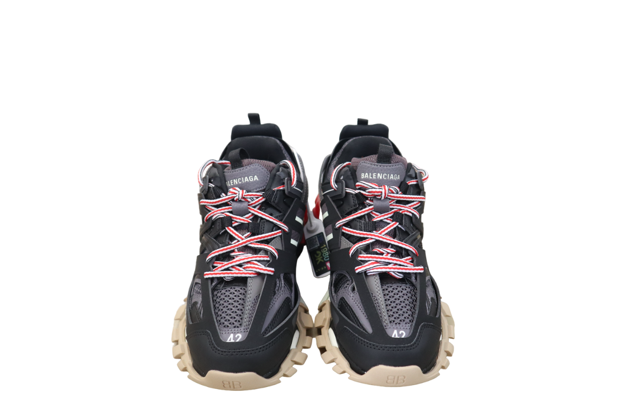 Track black/red