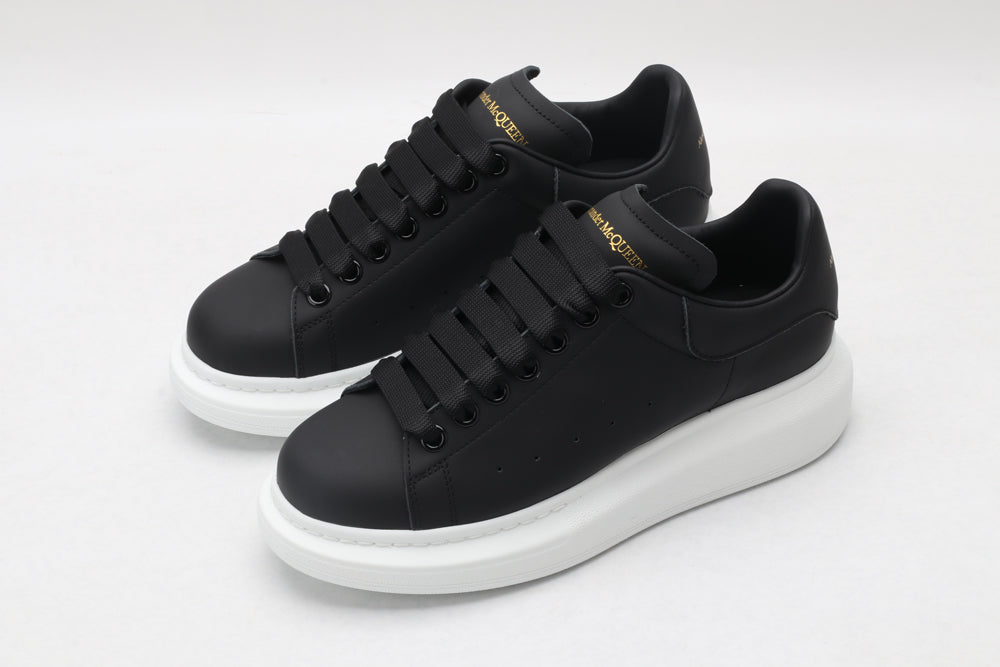 MCQ classic black